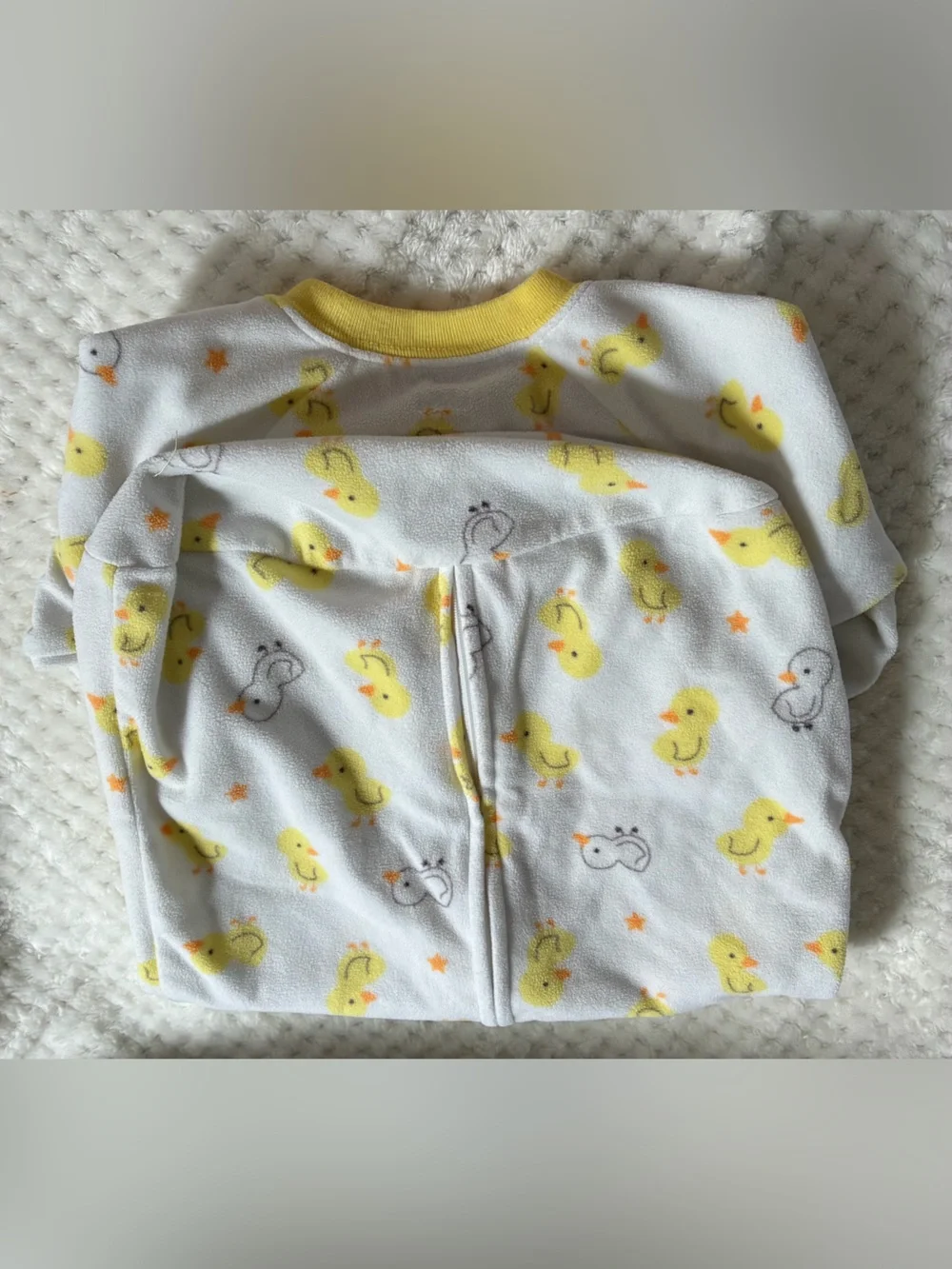 Sleep sacks and swaddles